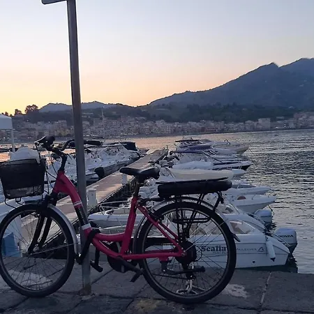 Home Джардини-Наксос