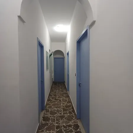 Home Apartment *
