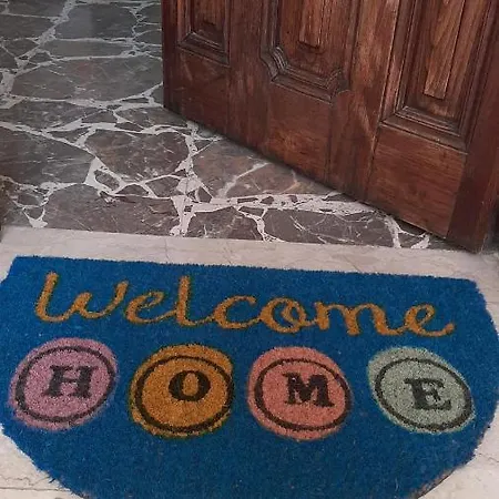 Home Апартаменти *