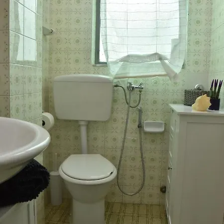 Home Апартаменти