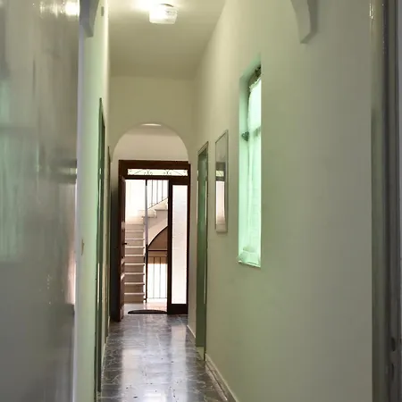 Home Apartment *