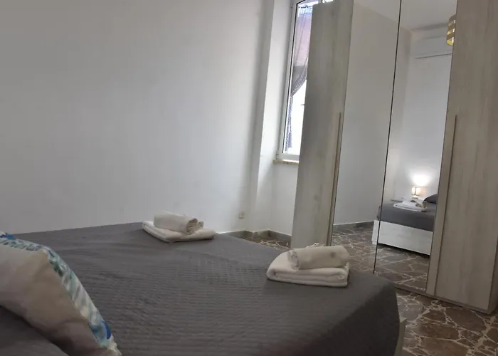 Home アパート ジャルディーニ・ナクソス